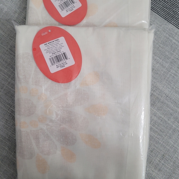 2 Opalhouse Amber Medallion Sheer Curtain Panel Off White 95" - Picture 3 of 3